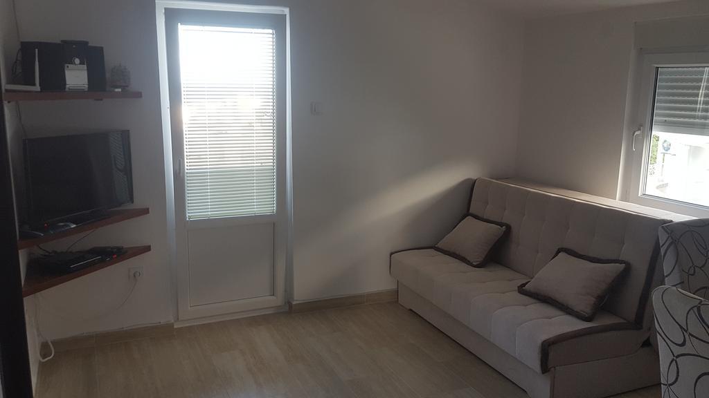 Apartments Diva Dobra Voda Exterior photo